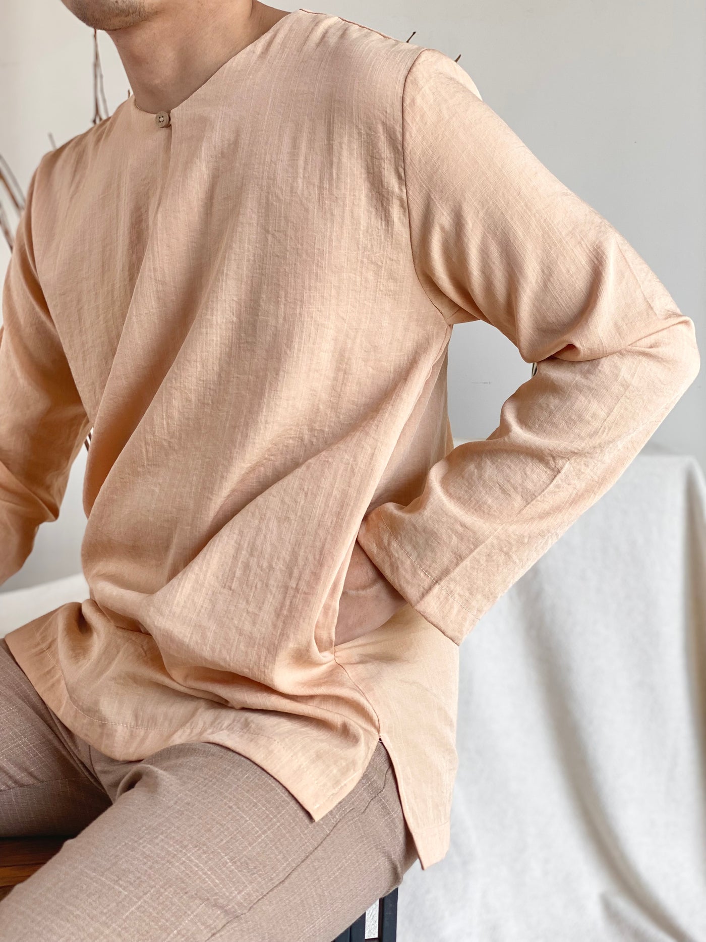 BUDI Teluk Belanga Kurta in Peach