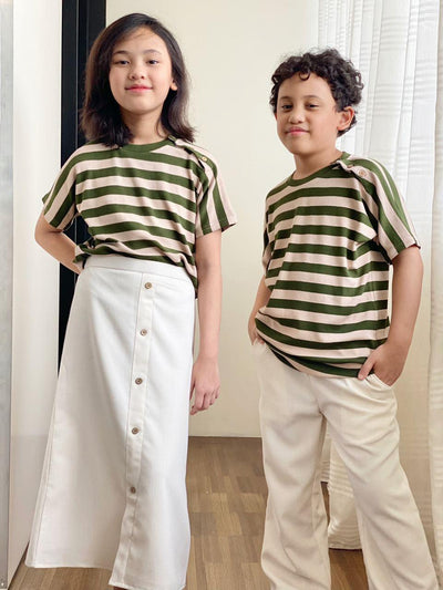 DYLAN Unisex Shoulder-Buttoned Tee in Olive