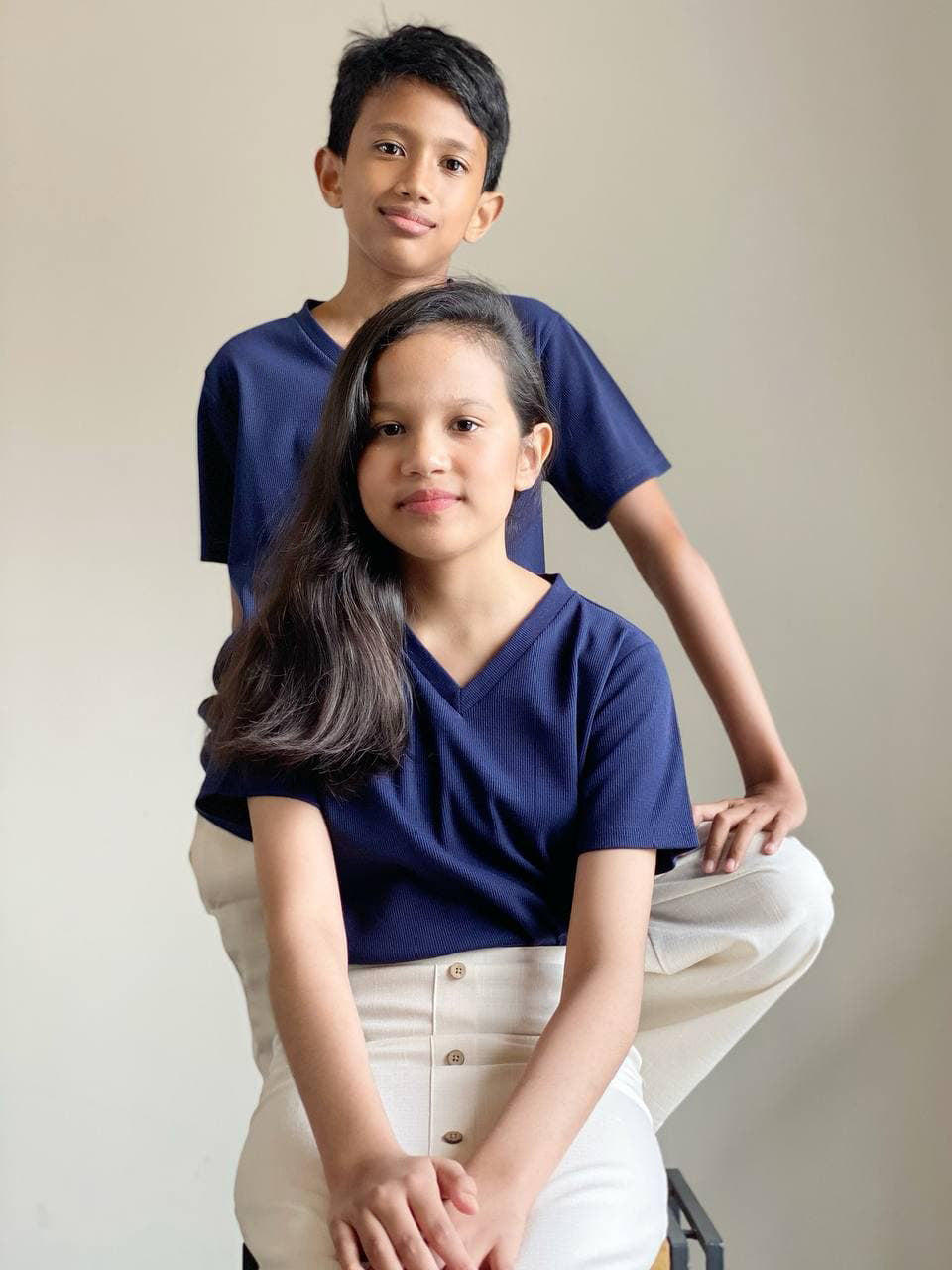 OWEN Unisex V-Neck Tee in Navy